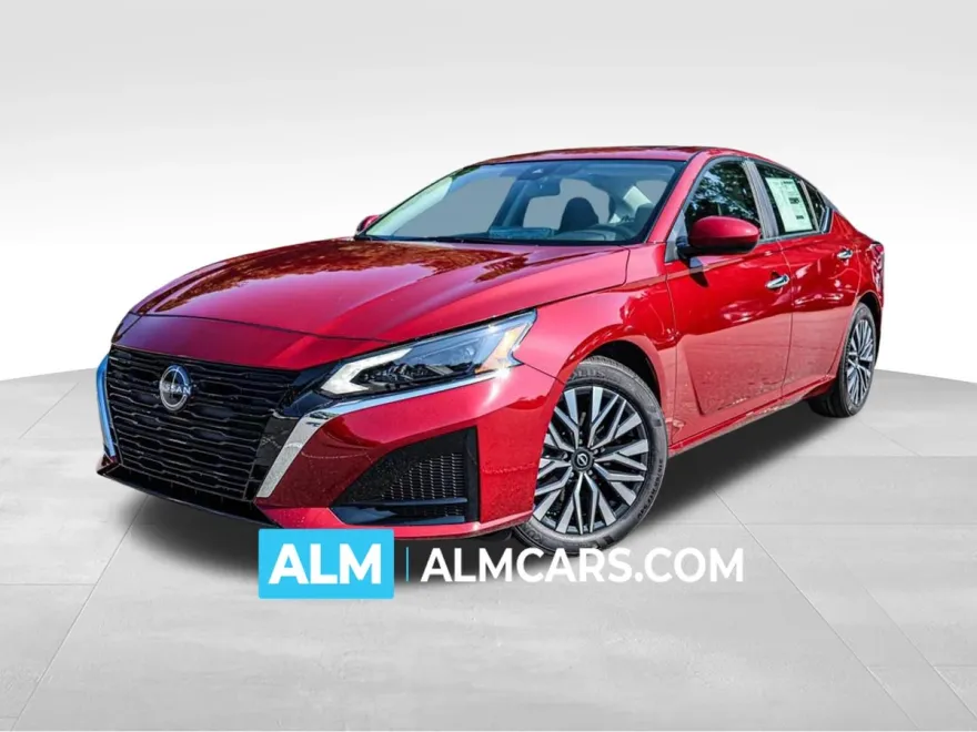 2024 Nissan Altima 2.5 SV photo 1