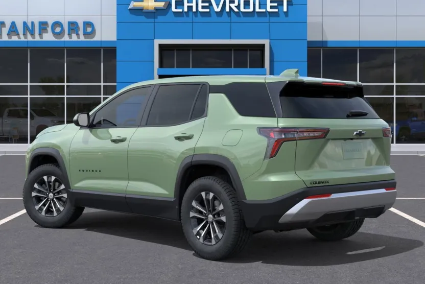 2026 Chevrolet Equinox LT photo 1