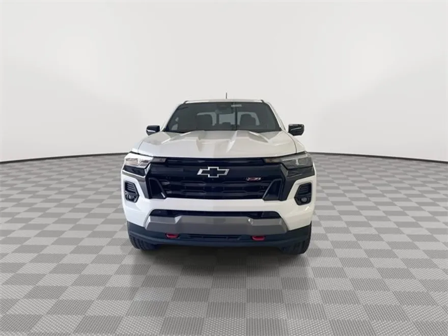 2026 Chevrolet Colorado Z71 photo 1