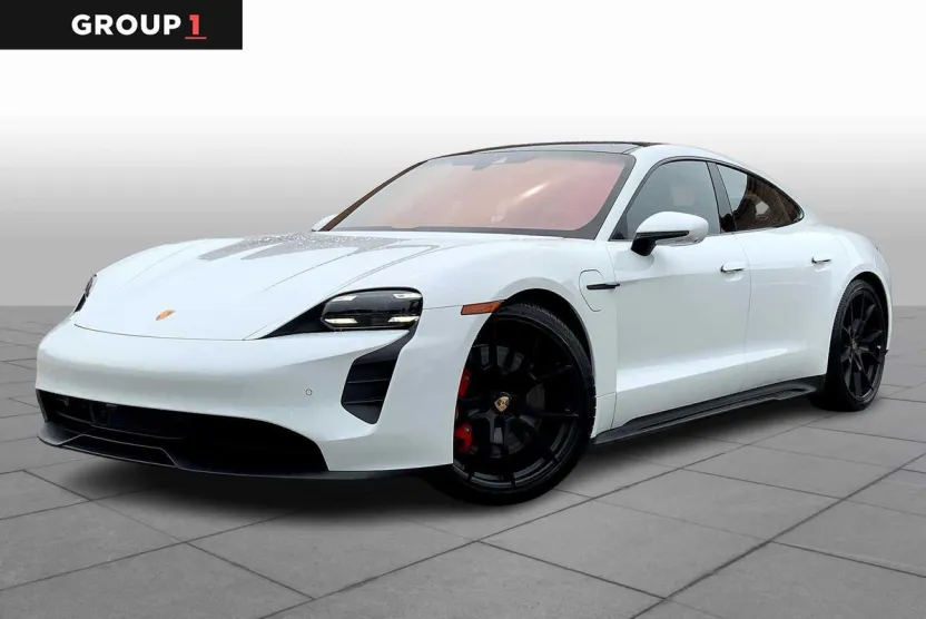2022 Porsche Taycan GTS photo 1