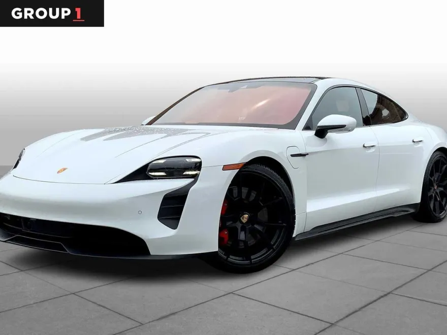 2022 Porsche Taycan GTS photo 1