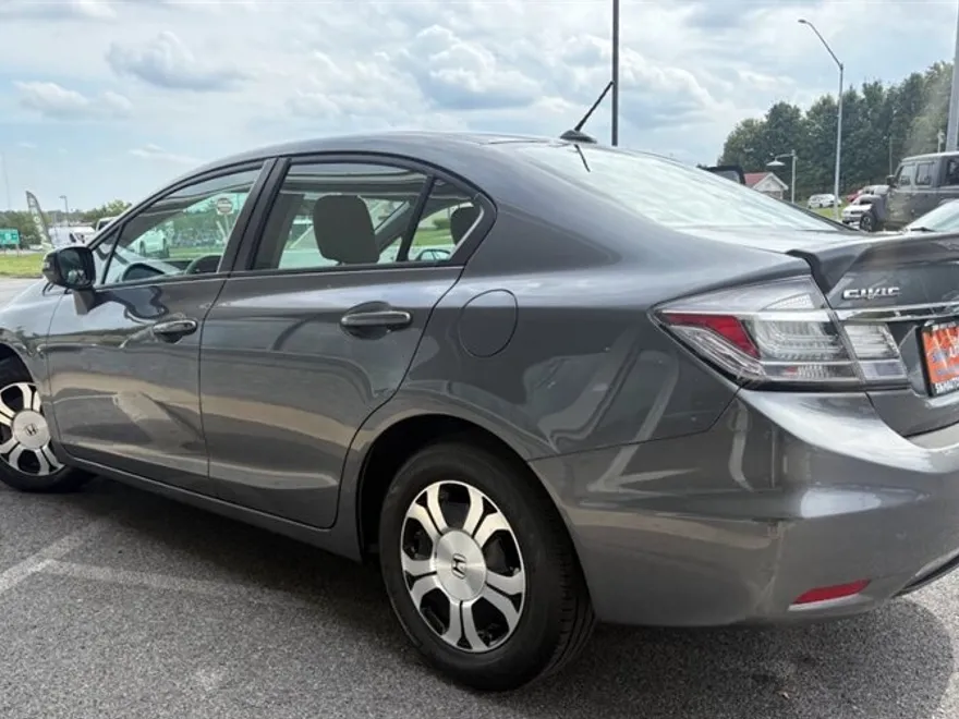 2013 Honda Civic Hybrid photo 1