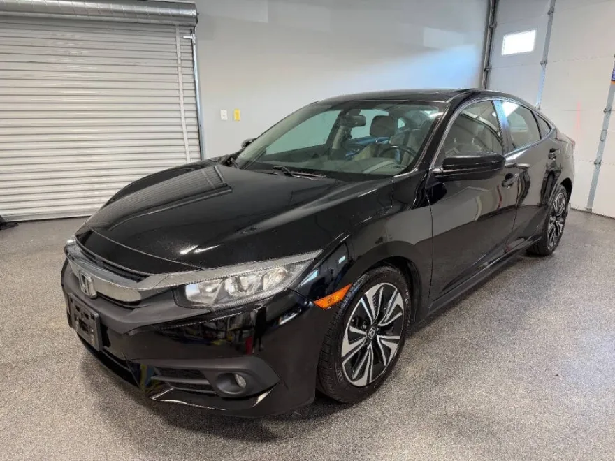 2016 Honda Civic EX-L photo 1