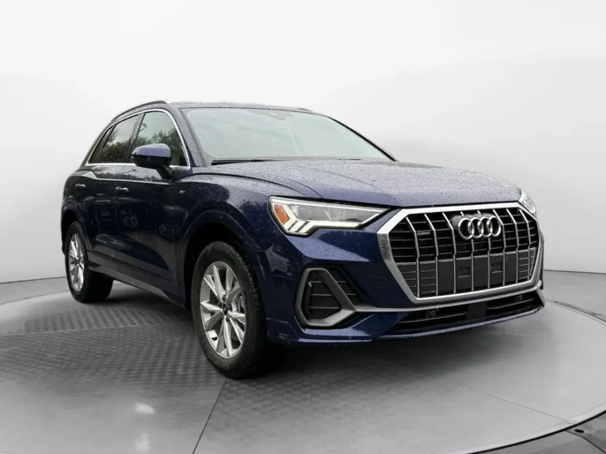 2025 Audi Q3 Premium 45 TFSI S line photo 1
