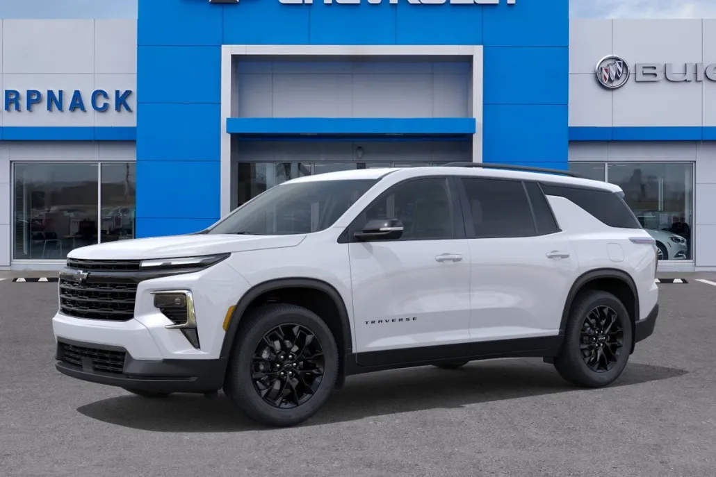 2026 Chevrolet Traverse photo 1