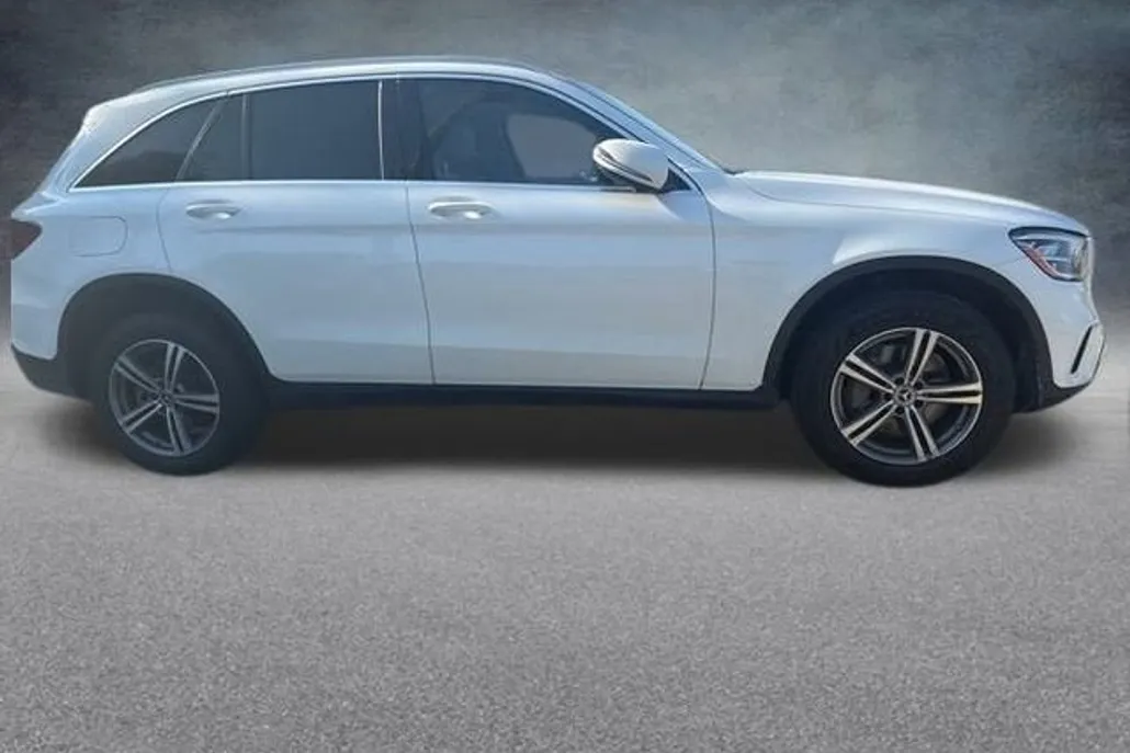 2020 Mercedes Benz GLC 300 photo 1
