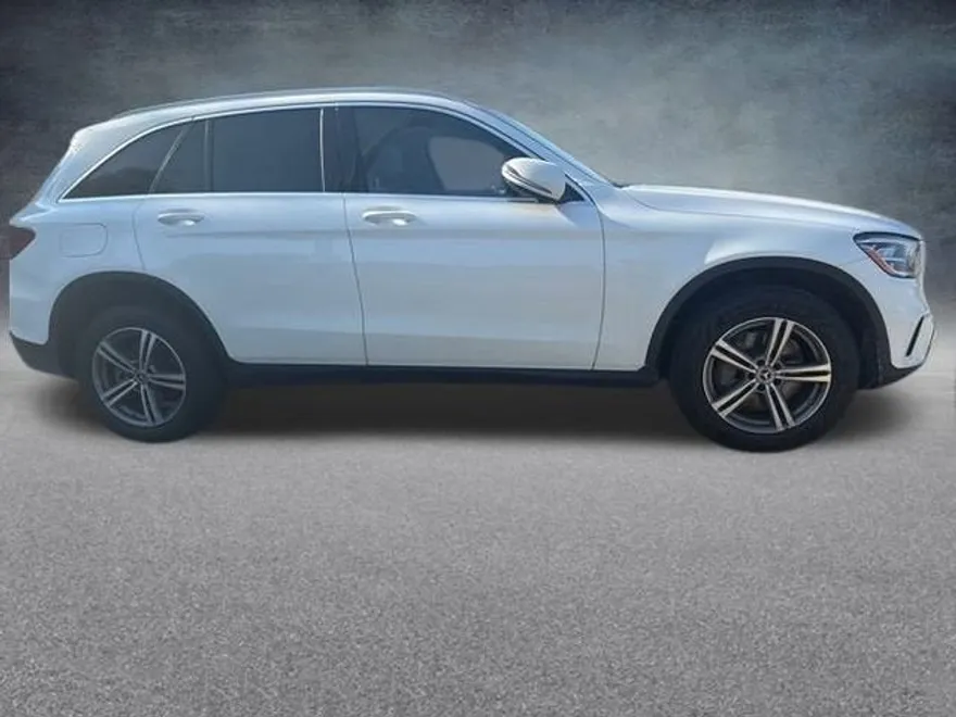2020 Mercedes Benz GLC 300 photo 1