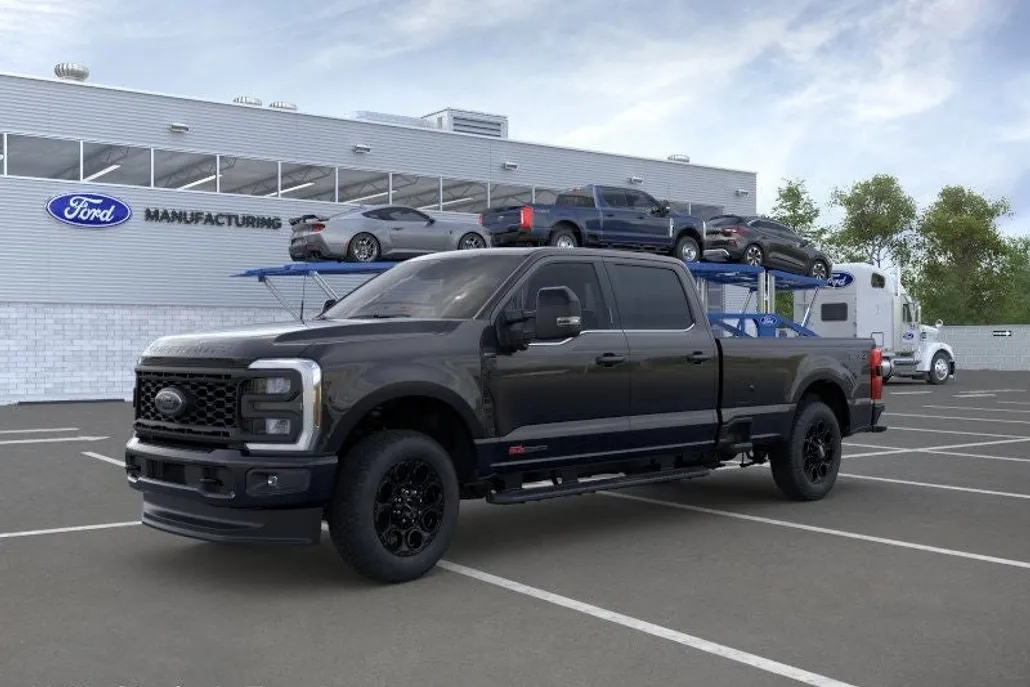 2025 Ford F-350 photo 1