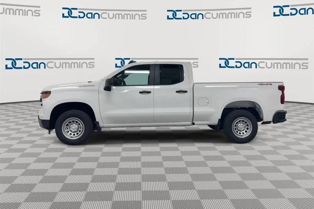 2026 Chevrolet Silverado 1500 photo 1
