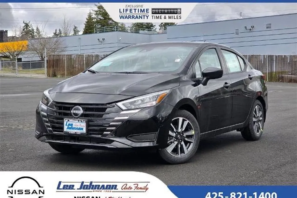 2025 Nissan Versa 1.6 S photo 1
