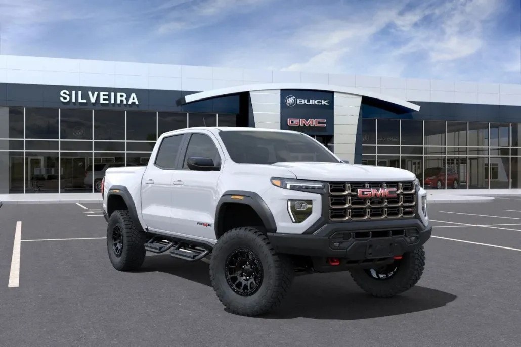 2024 Gmc Canyon AT4X photo 1