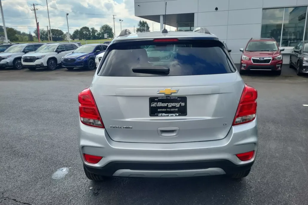 2020 Chevrolet Trax LT photo 1