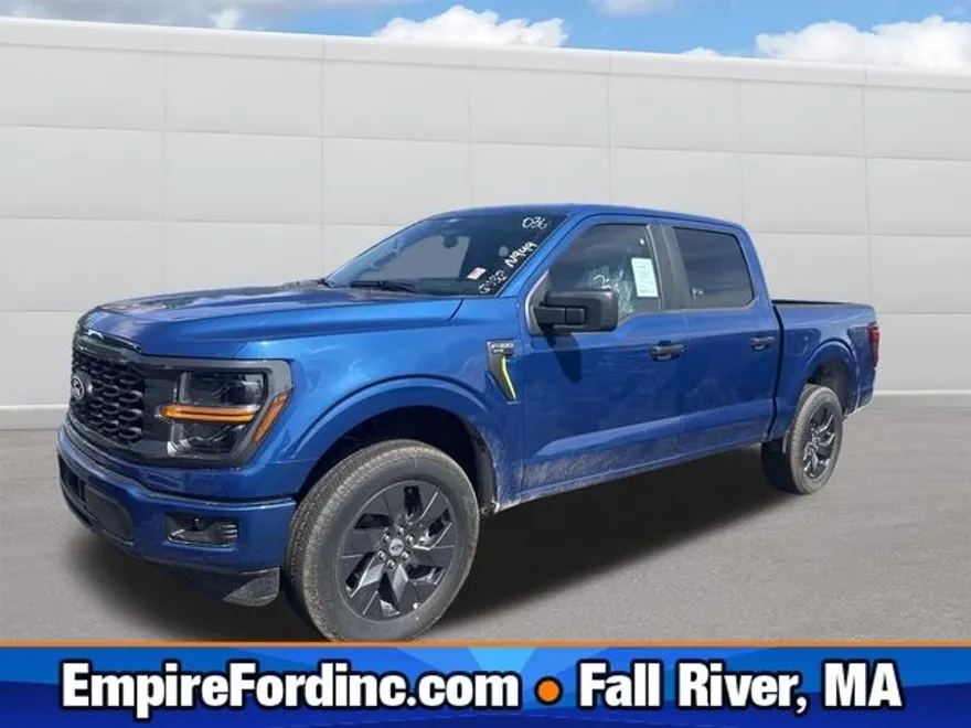 2025 Ford F-150 STX photo 1