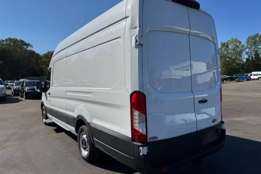 2021 Ford Transit Cargo Van photo 1
