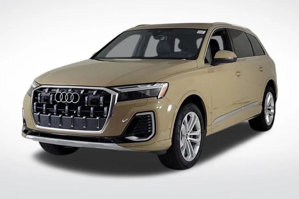 2025 Audi Q7 55 Premium Plus photo 1