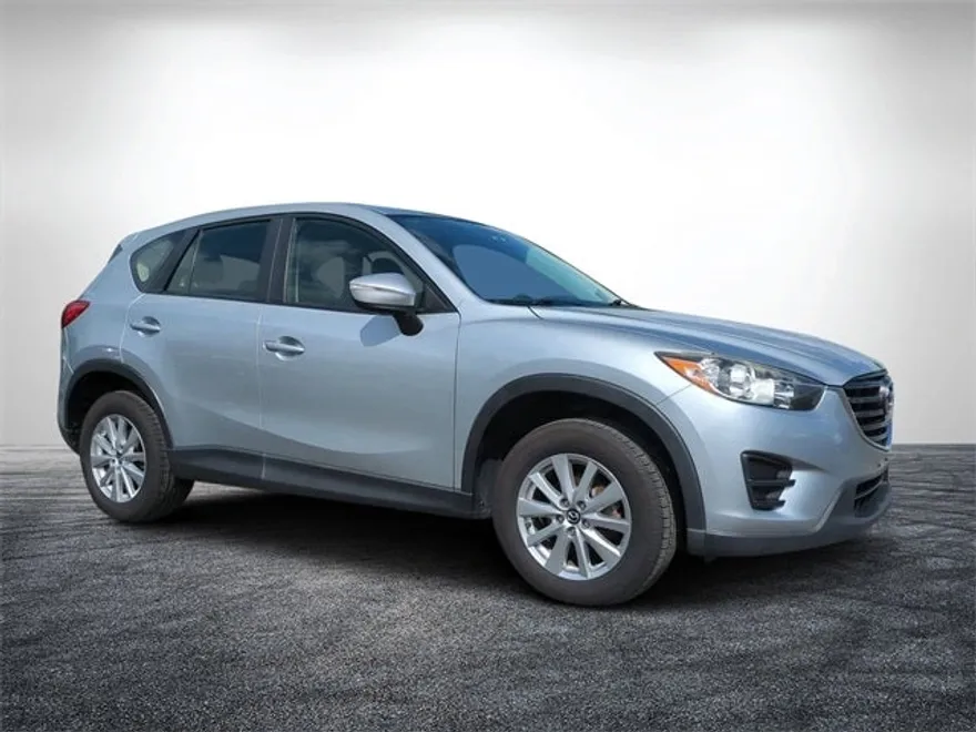 2016 Mazda CX-5 Sport photo 1