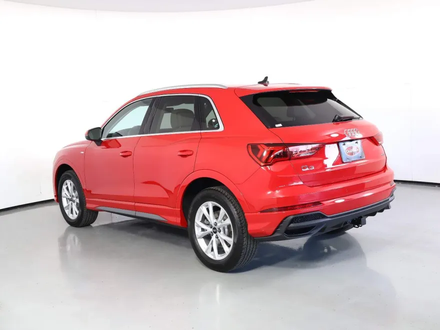 2025 Audi Q3 45 TFSI S line Premium Plus photo 1