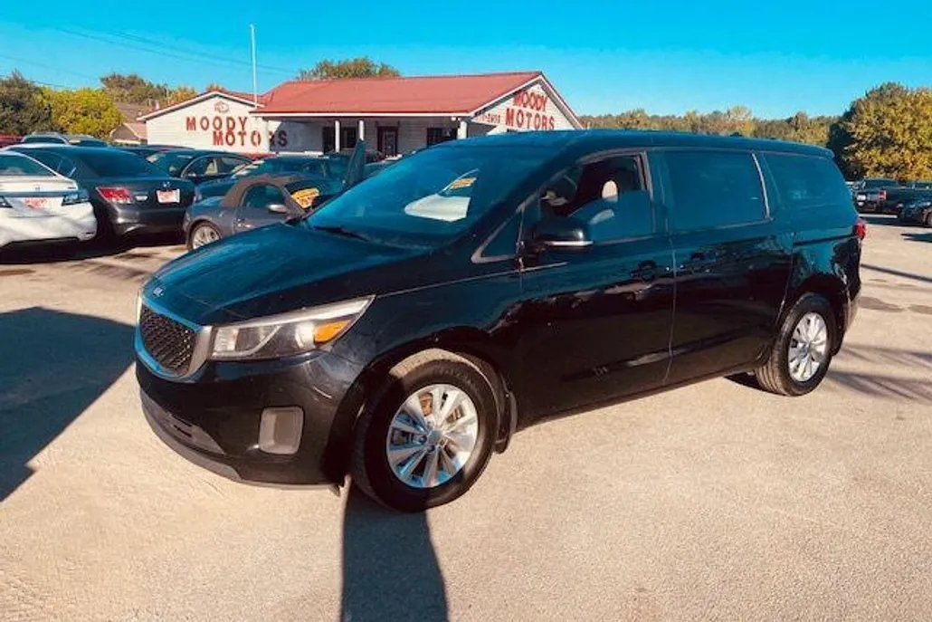 2011 Kia Sorento Base photo 1