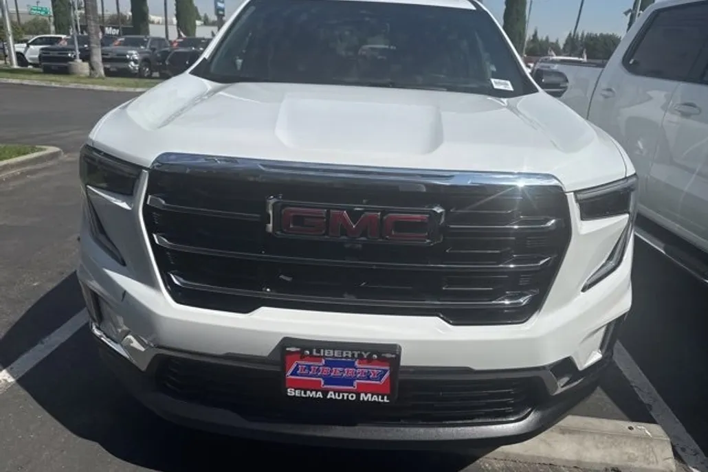 2024 Gmc Acadia Elevation photo 1