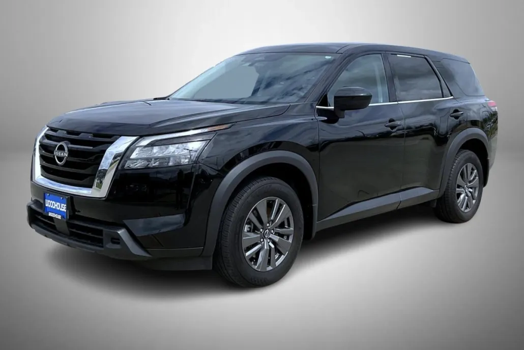 2023 Nissan Pathfinder S photo 1