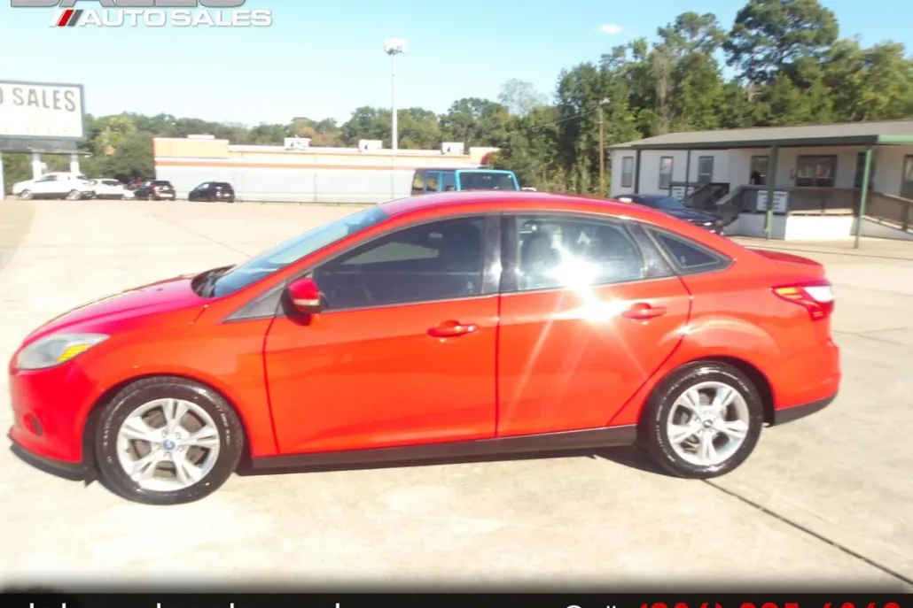 2013 Ford Focus SE photo 1