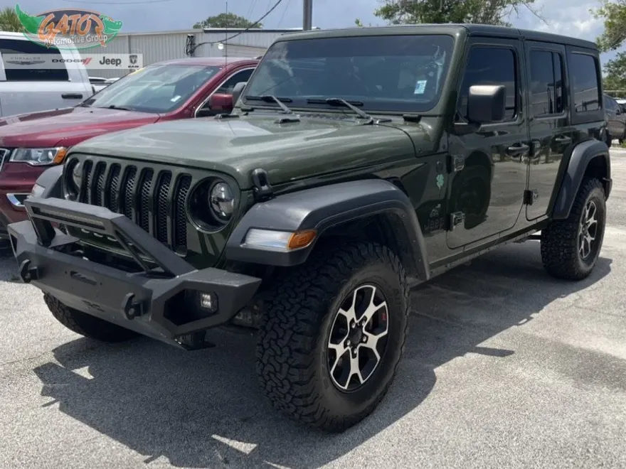 2023 Jeep Wrangler Sport Altitude photo 1