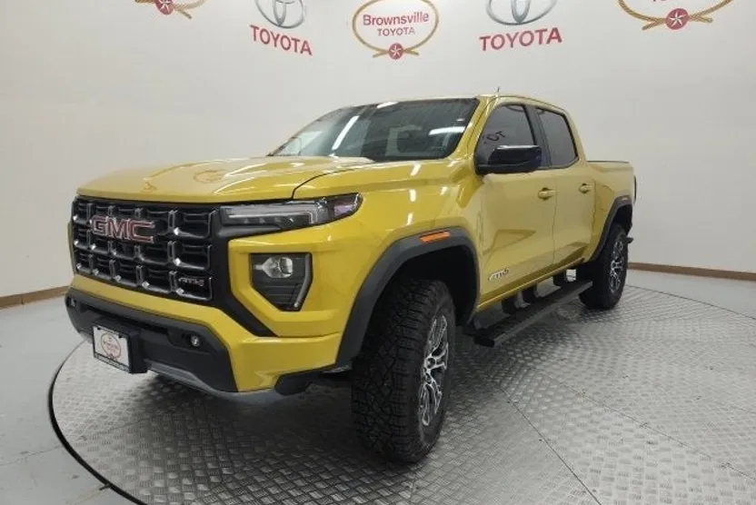 2023 Gmc Canyon AT4 photo 1