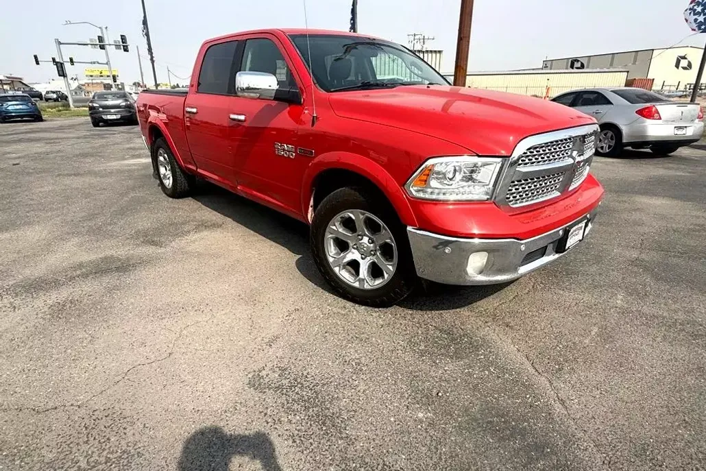 2016 Ram 1500 Laramie photo 1