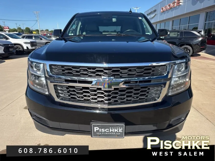 2018 Chevrolet Tahoe LT photo 1