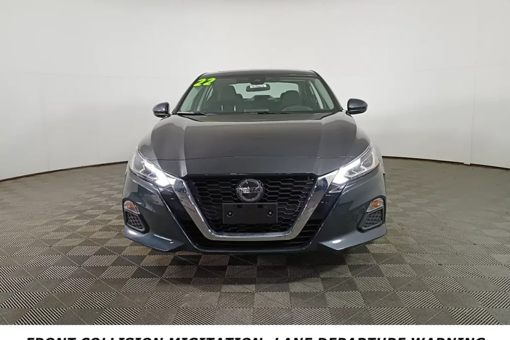 2022 Nissan Altima 2.5 SV photo 1
