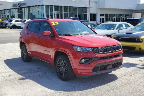 2023 Jeep Compass Limited photo 3