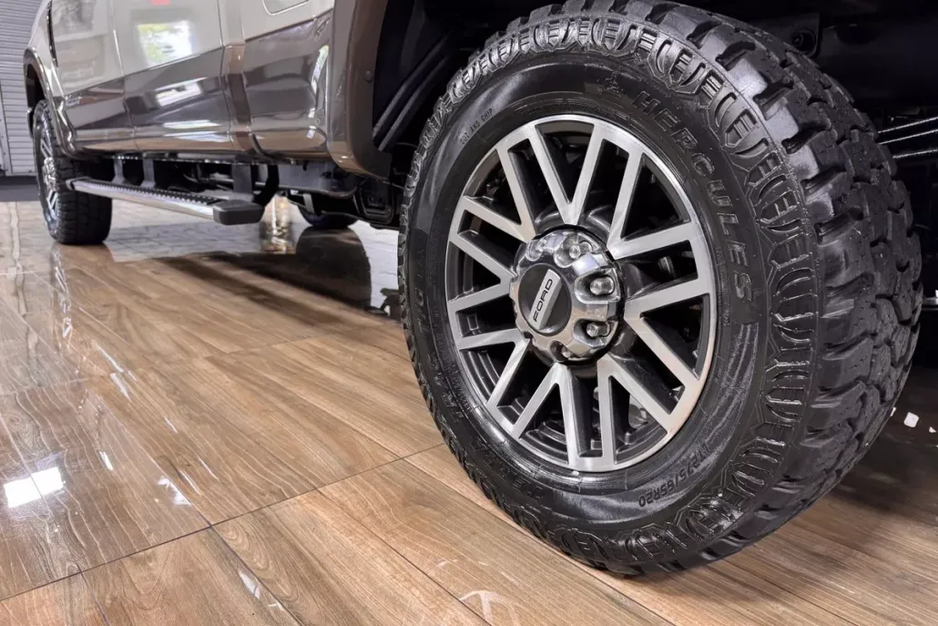 2017 Ford F-250 photo 1