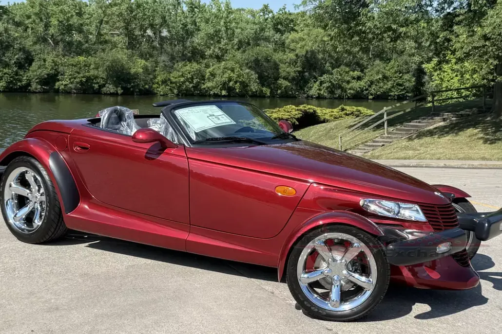 2002 Chrysler Prowler Base photo 1