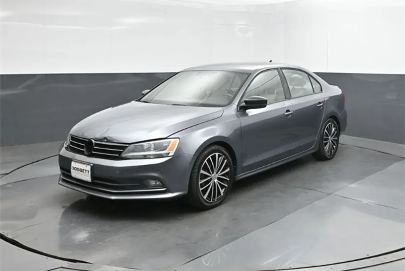 2015 Volkswagen Jetta 1.8T SE photo 1