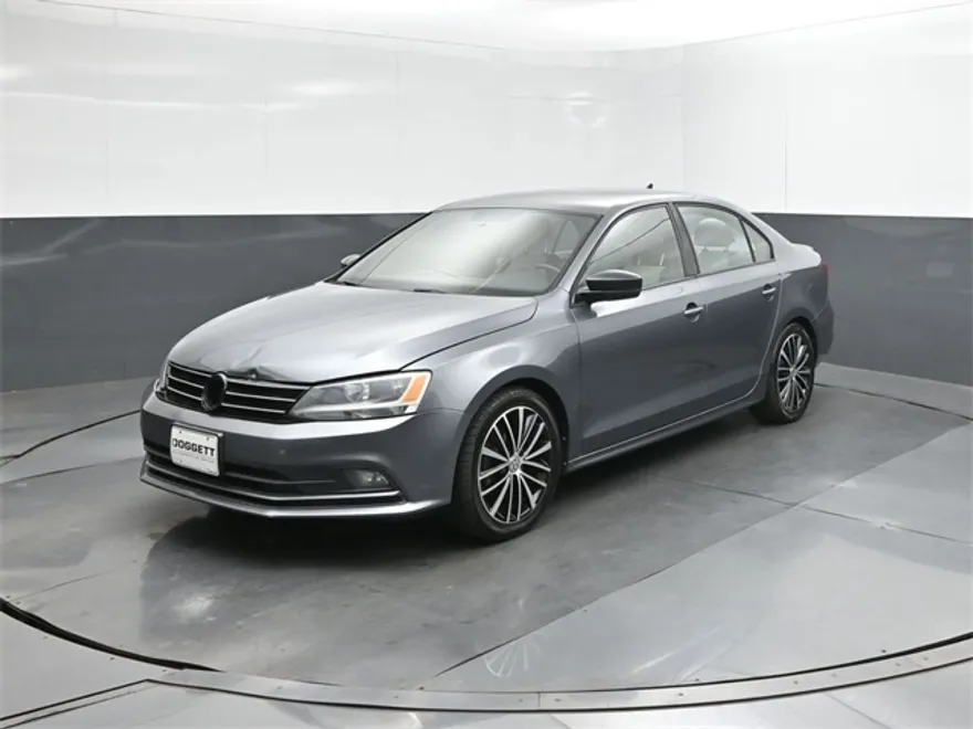 2015 Volkswagen Jetta 1.8T SE photo 1
