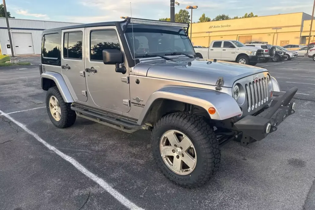 2013 Jeep Wrangler Unlimited Freedom photo 1
