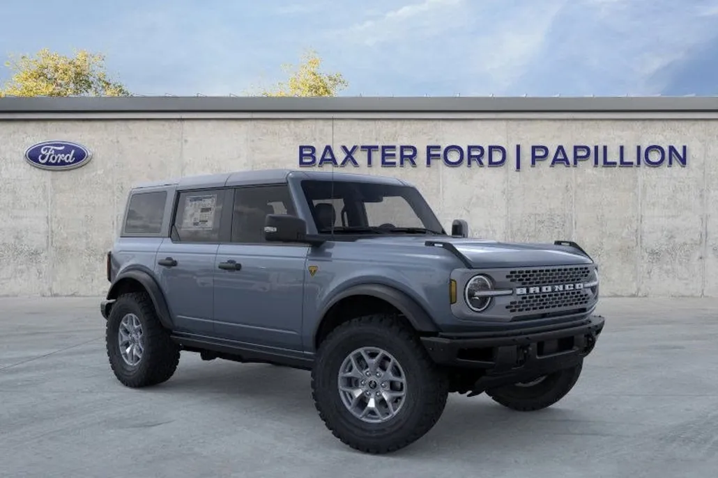 2025 Ford Bronco Badlands photo 1