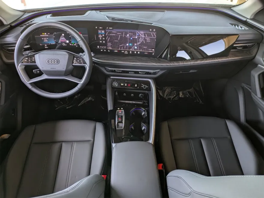 2025 Audi Q5 2.0T Premium Plus photo 1