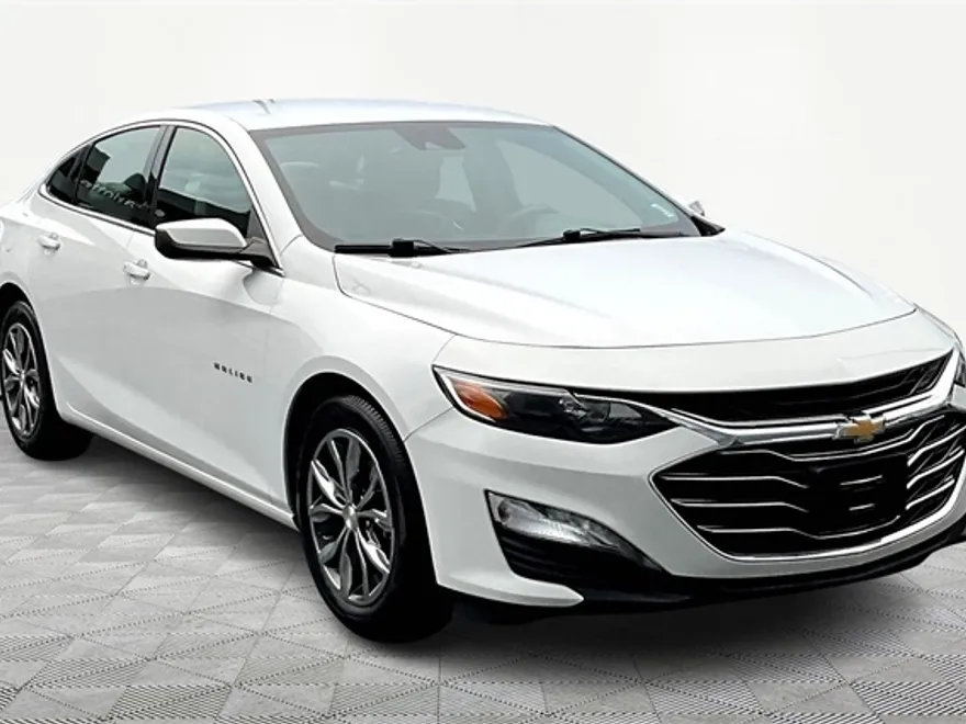 2021 Chevrolet Malibu 1LT photo 1