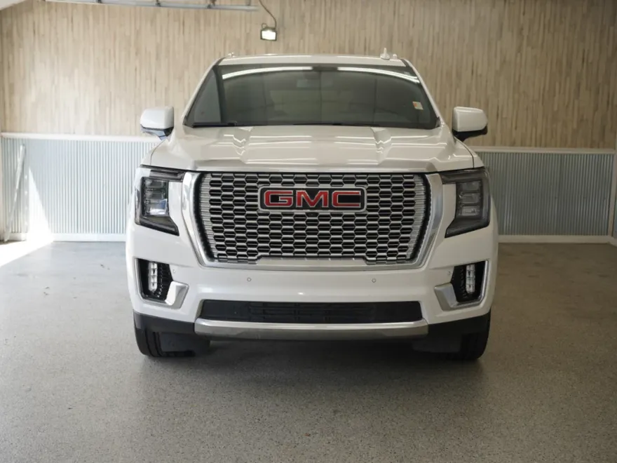 2022 Gmc Yukon Denali photo 1