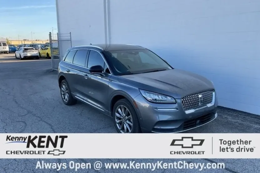 2022 Lincoln Corsair Standard photo 1