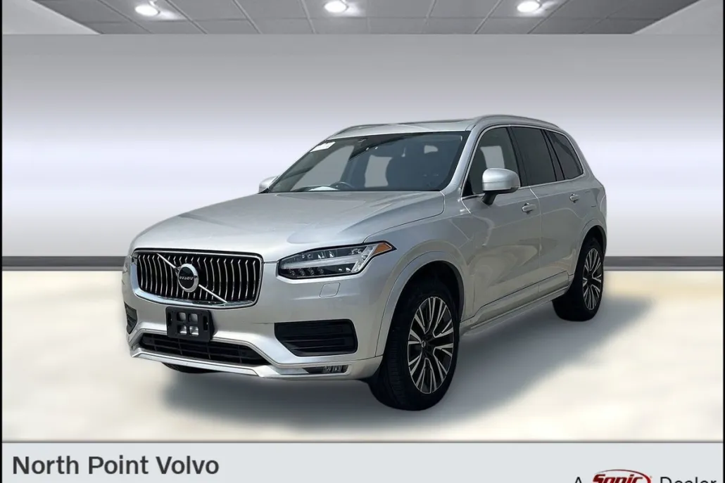 2022 Volvo XC90 T6 AWD Momentum photo 1