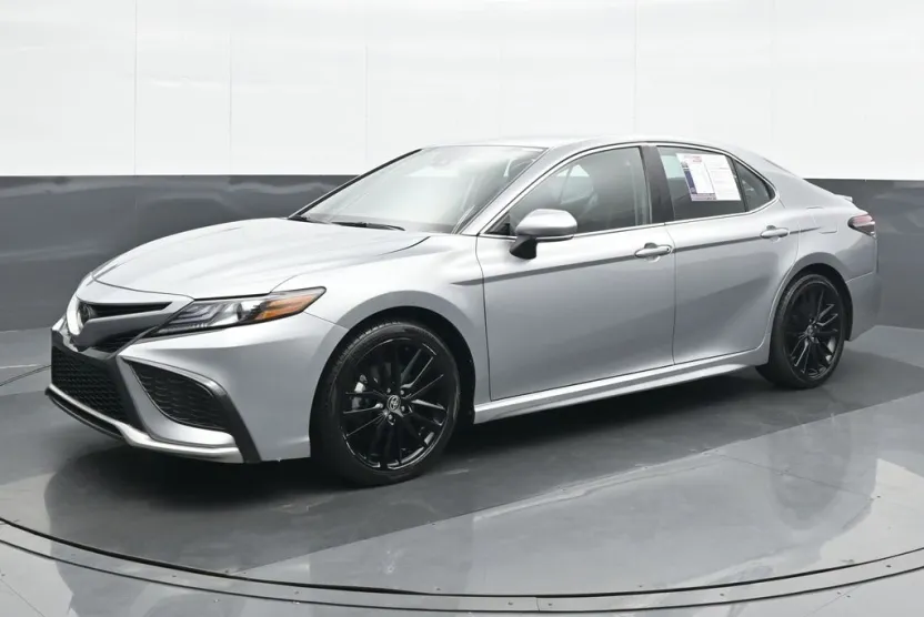 2023 Toyota Camry XSE photo 1