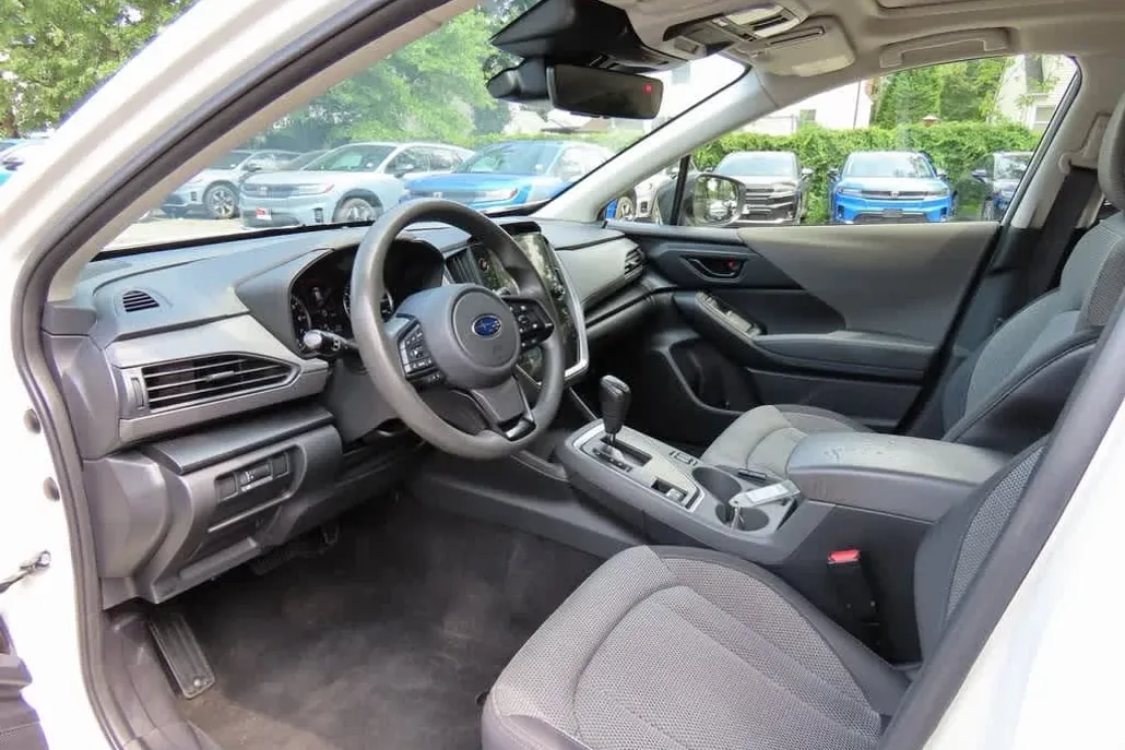 2024 Subaru Crosstrek Premium photo 1