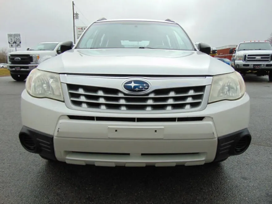 2011 Subaru Forester 2.5X photo 1