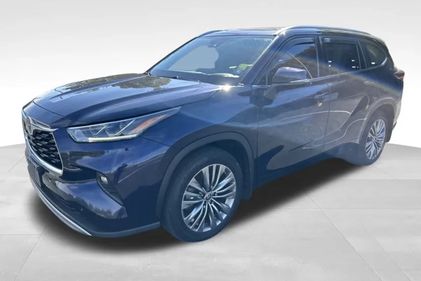 2021 Toyota Highlander Platinum photo 1