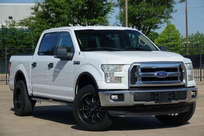 2015 Ford F-150 XLT photo 1