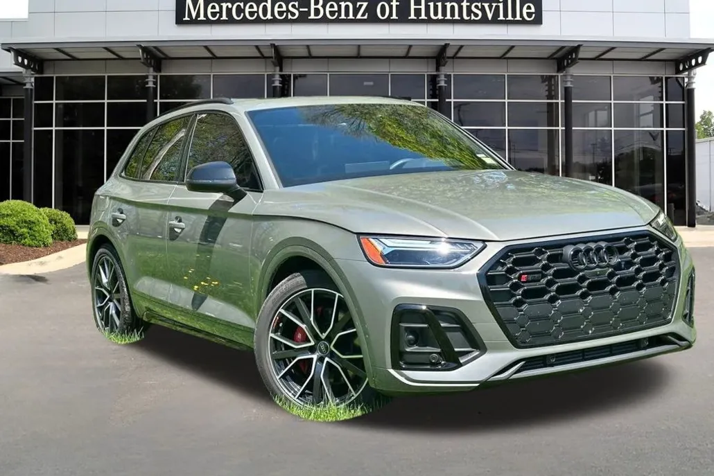 2024 Audi SQ5 Premium Plus photo 1