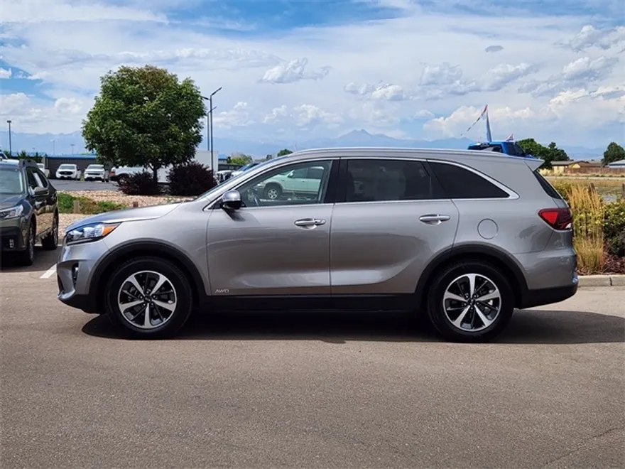 2019 Kia Sorento EX photo 1