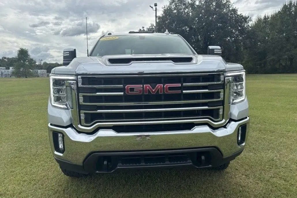 2022 Gmc Sierra HD SLT photo 1
